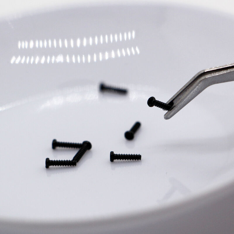 Parafusos de níquel revestidos de zinco revestidos de óxido negro parafusos de auto-aperto de precisão para aplicações industriais